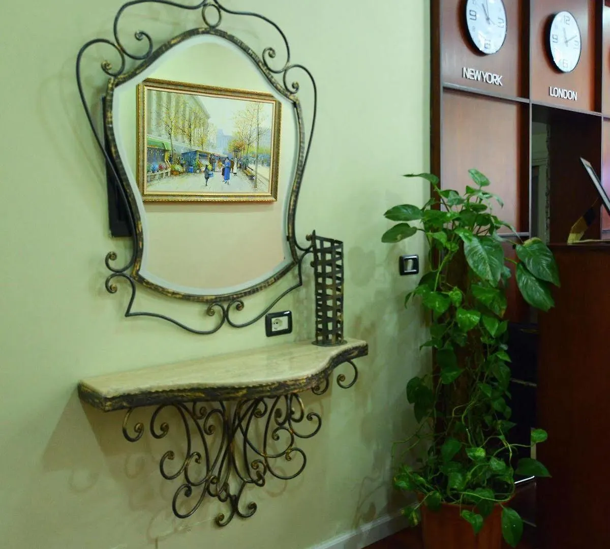 City 5 Hotel Tirana