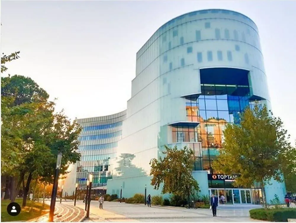 City 5 Hotel Tirana