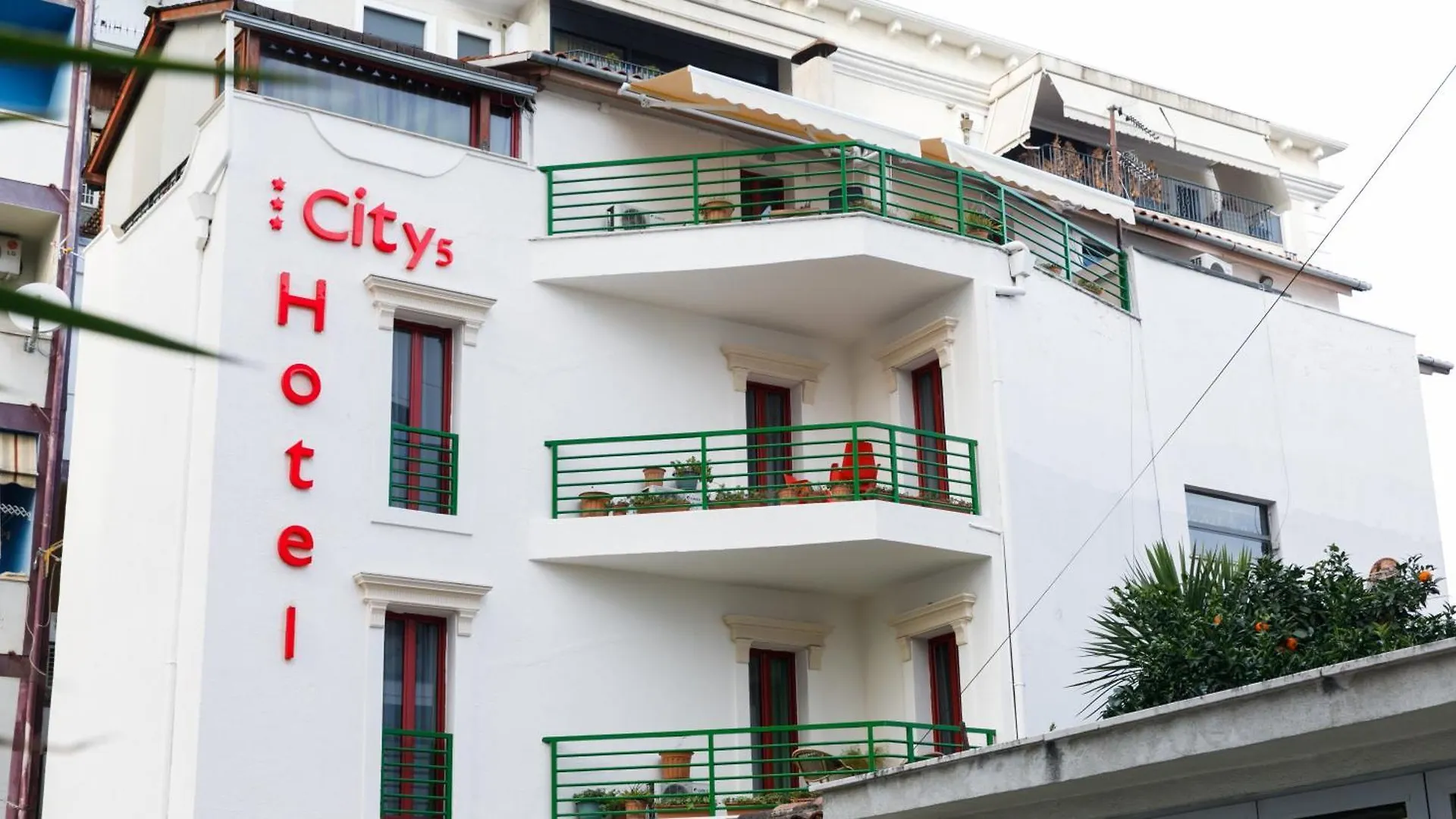 City 5 Hotel Tirana