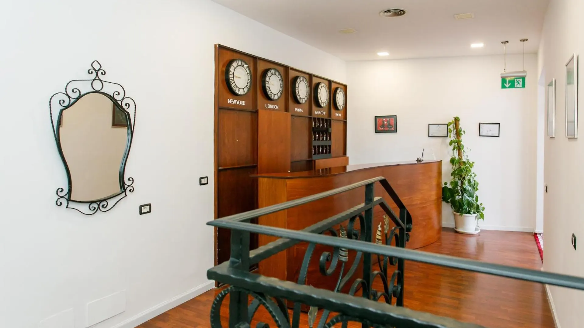 City 5 Hotel Tirana 3*,  Albania