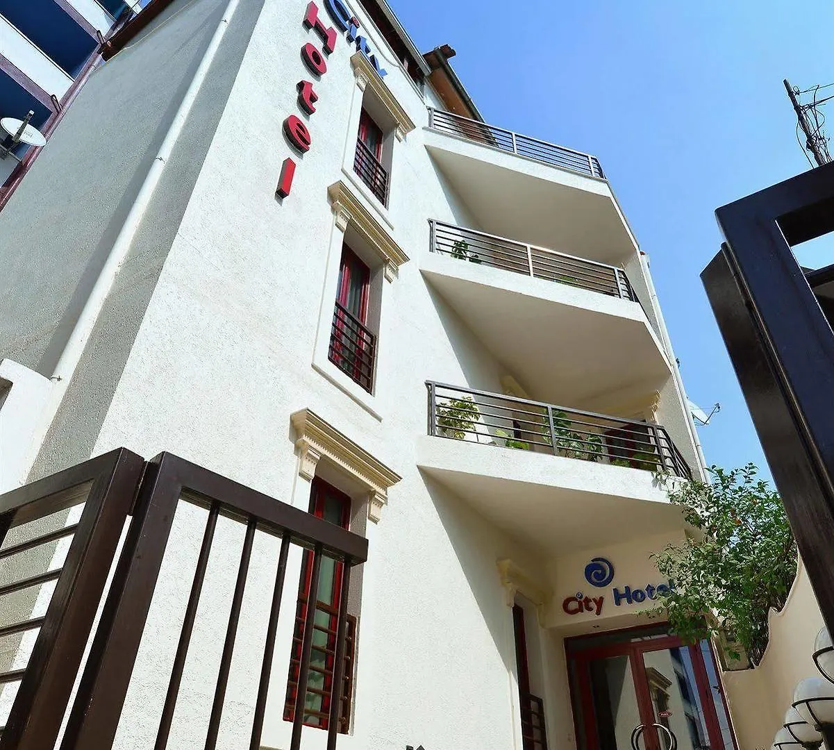 City 5 Hotel Tirana